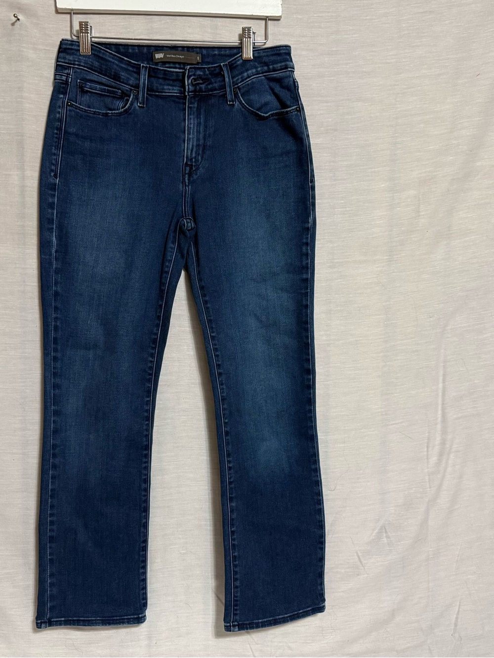Levi’s Mid Rise Straight Jeans Women’s Size 8 Dark Wash Stretch Denim